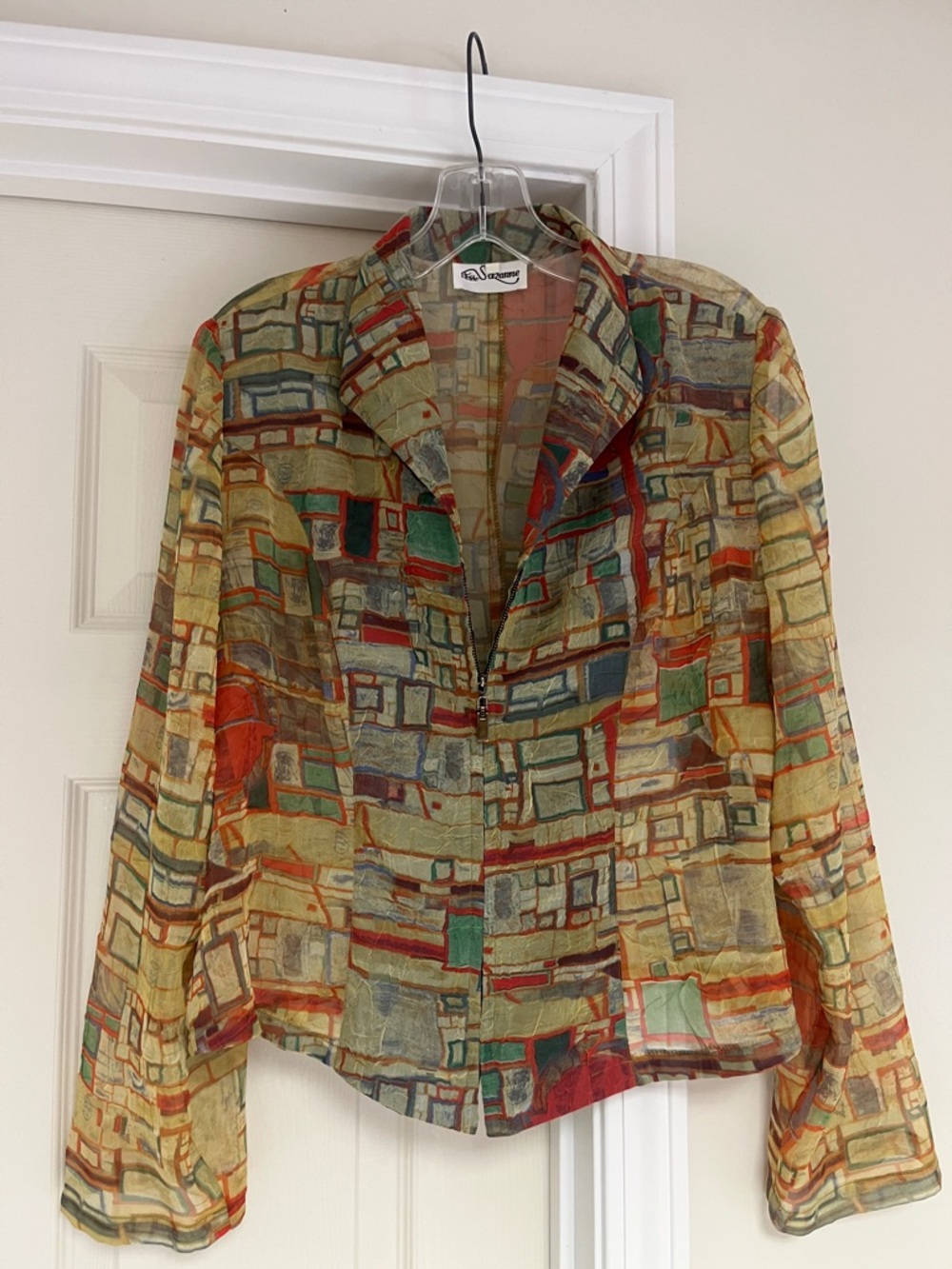 Vintage-Inspired Multicolor Patterned Shear Zip Up Blouse